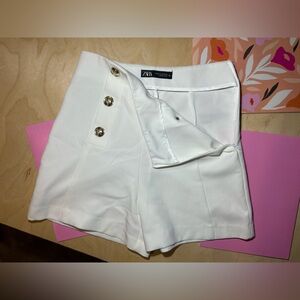 Zara Women's High Waist White Shorts with Gold Buttons